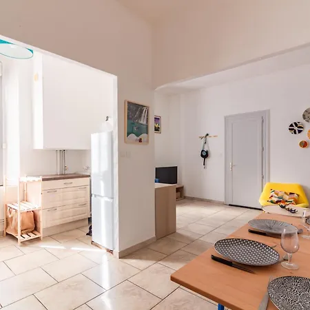 Le Cerisier Des 4 Chemins - Appt 75m² Pour 6 *