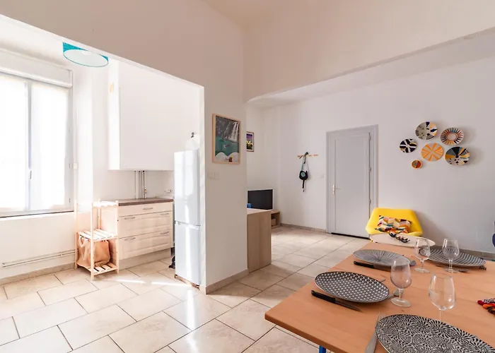 Le Cerisier Des 4 Chemins - Appt 75m² Pour 6 *